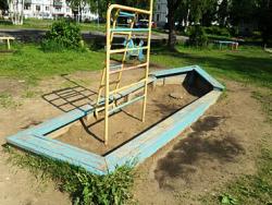 В Смоленске не хватает песка